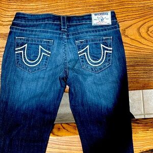 Size 28, True Religion, great shape, no tears or blemishes.
